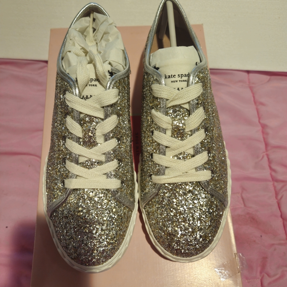 NWT & Box Kate Spade Silver Glitter Women Shoes Size 6.5